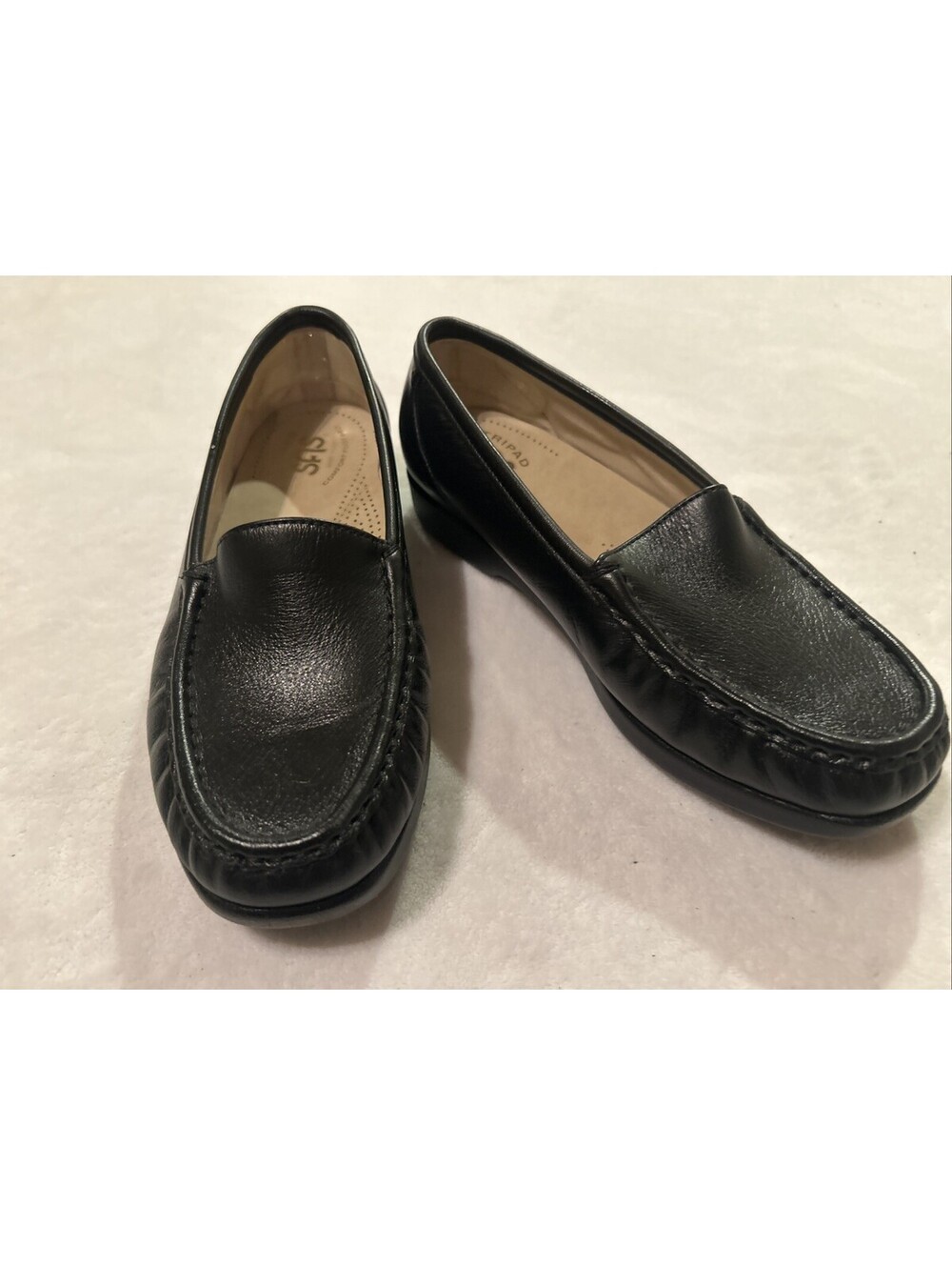SAS Women’s Shoes Size 7 WW Simplify Tripad Comfort Slip On Leather Loafers